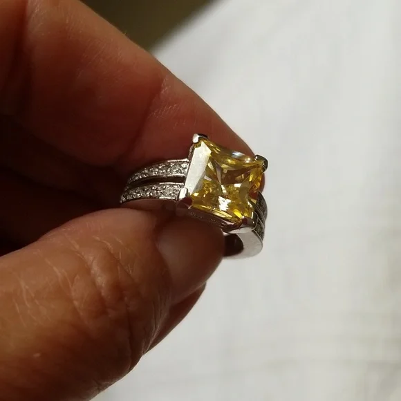 18k gold electro plated cz ring - Picture 5 of 10